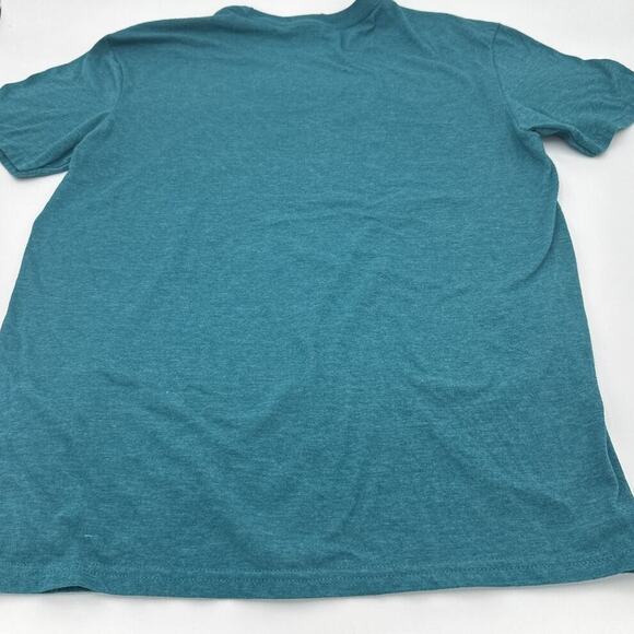 Raising Cane's Shirt Adult Mens small Repeating Red Logo on Turquoise T-shirt - Picture 4 of 4